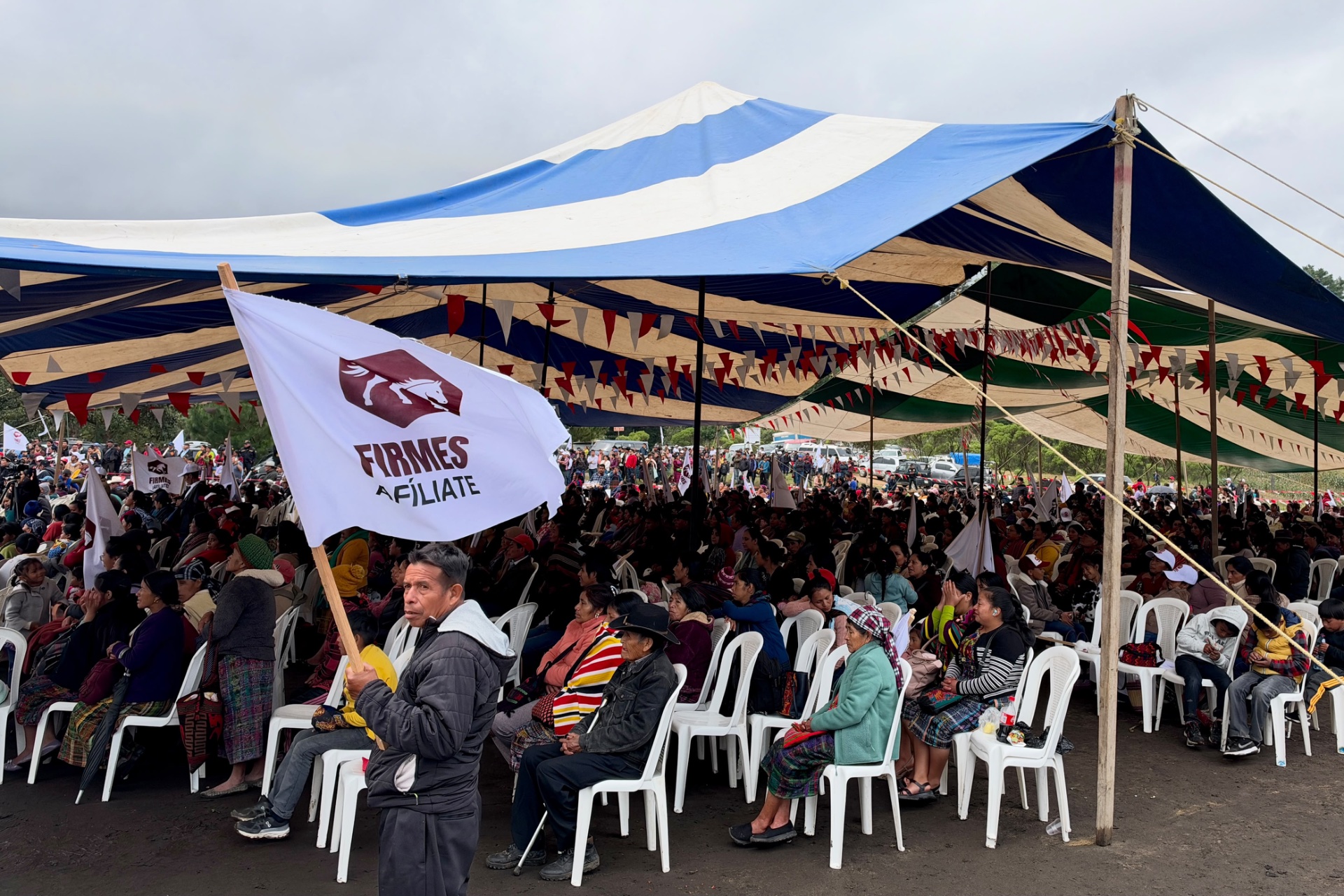 Cientos de personas fortalecen la organización de FIRMES en Santa Eulalia